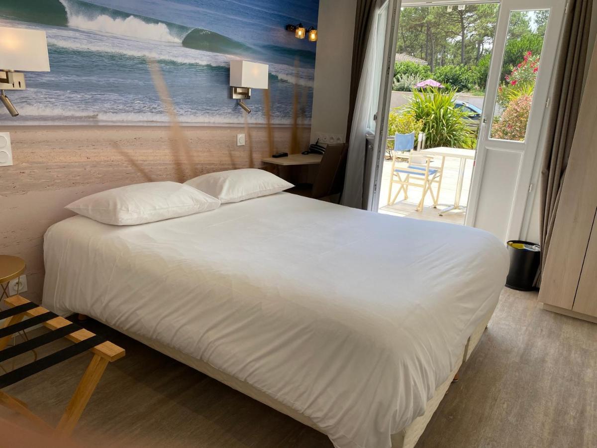 Les Vagues Hotel Restaurant Biscarrosse-Plage Exterior foto