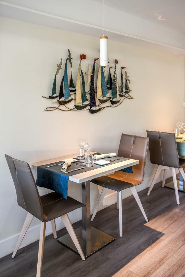 Les Vagues Hotel Restaurant Biscarrosse-Plage Exterior foto
